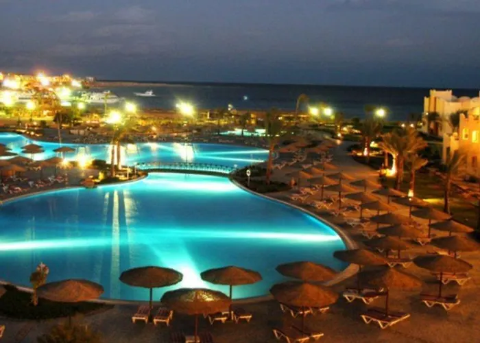 Tia Heights Makadi Bay Курортный комплекс 5*