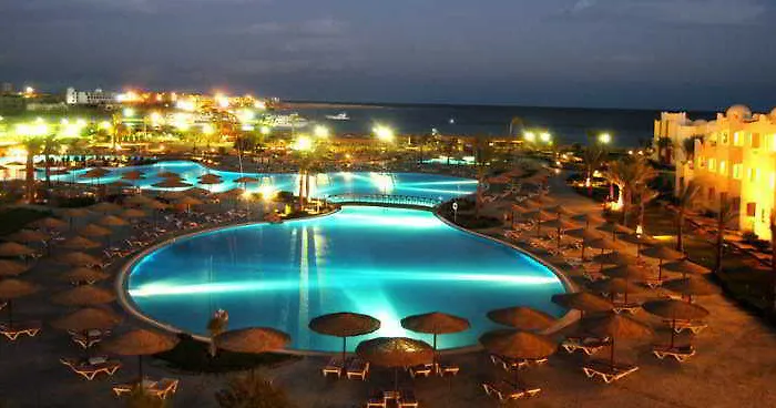 Курортный комплекс Tia Heights Makadi Bay