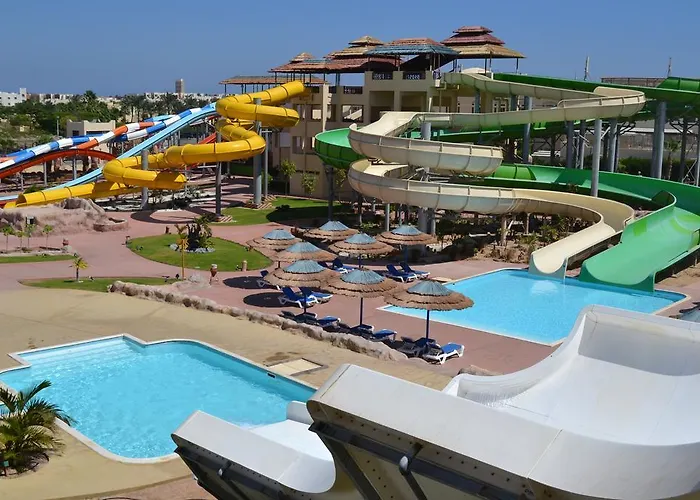 Курортный комплекс Tia Heights Makadi Bay