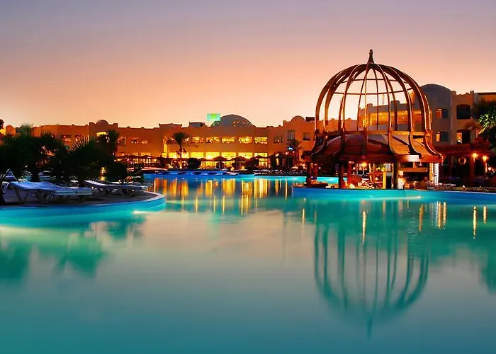 Курортный комплекс Tia Heights Makadi Bay