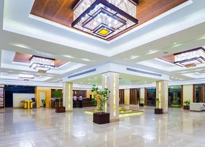 Курортный комплекс Tia Heights Makadi Bay