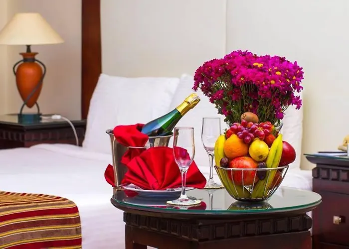 Курортный комплекс Tia Heights Makadi Bay 5*