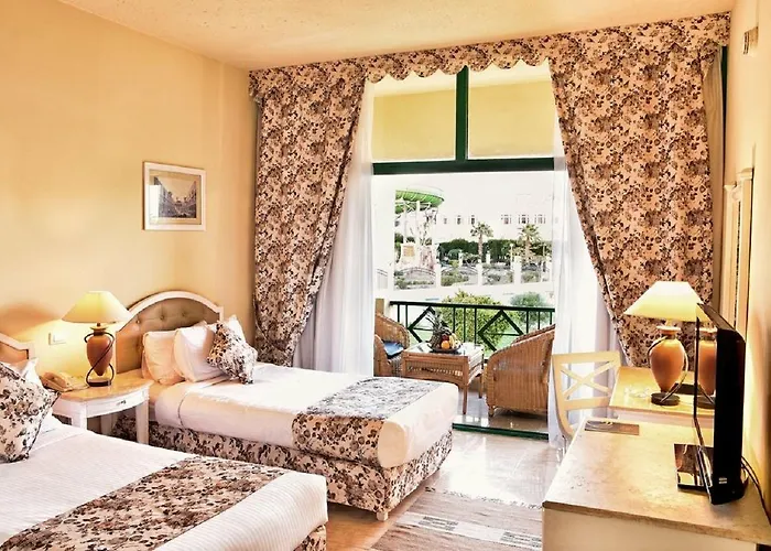 Tia Heights Makadi Bay Курортный комплекс
